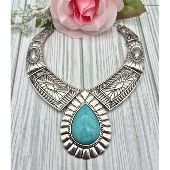 NWOT Silver Tone & Faux Turquoise Teardrop Bib Collar Necklace Southwestern 22" - Picture 2 of 10